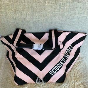 Tote Victoria’s Secret